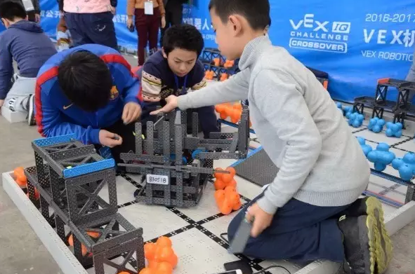VEX机器人比赛